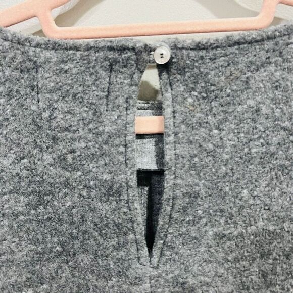 McGuire Bella Tee Blouse Liberty Gray Ruffled Short Sleeve Top Size Small - Picture 7 of 9